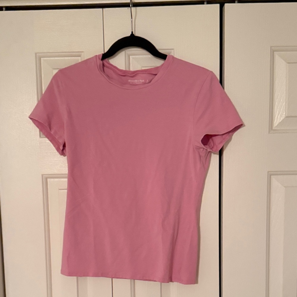 Bubblegum Pink Abercrombie Baby tee